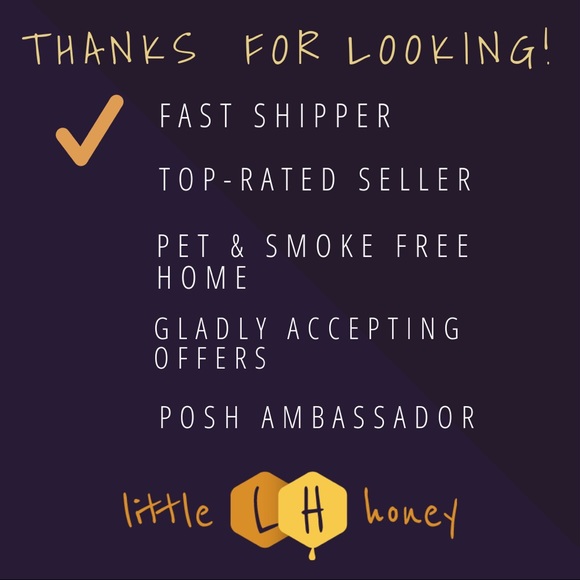 Meet your Posher, Marie ✨ Aka LittleHoneyCo - Picture 2 of 3